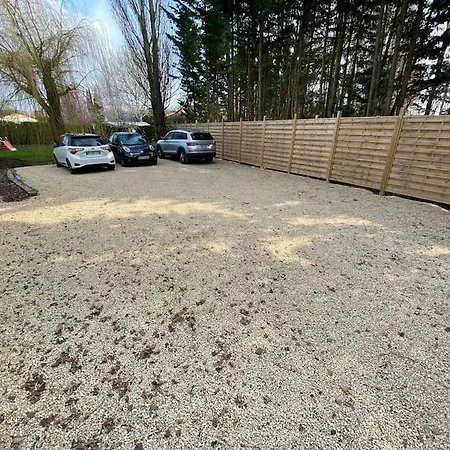 Ferienhaus Maison Proche Du Circuit / Garage, Parking, Jardin