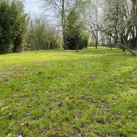 Hébergement de vacances Maison Proche Du Circuit / Garage, Parking, Jardin *