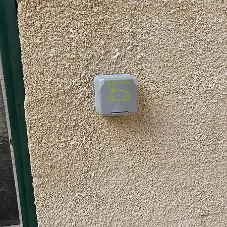 Maison Proche Du Circuit / Garage, Parking, Jardin Arnage